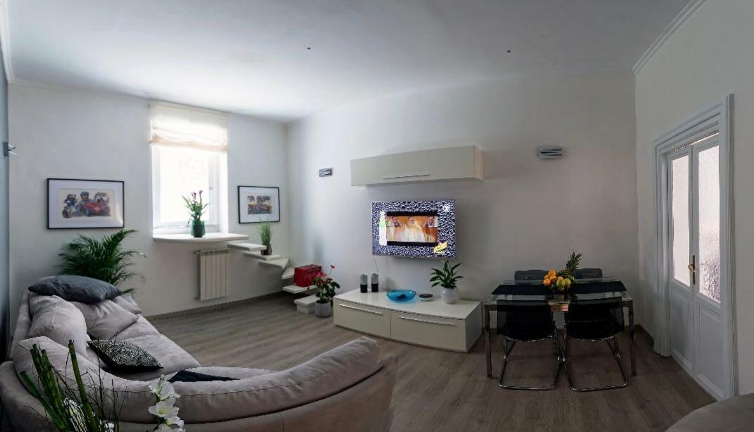 Spanish Steps 3 Bedrooms Cozy,Elegant And Central 罗马 外观 照片